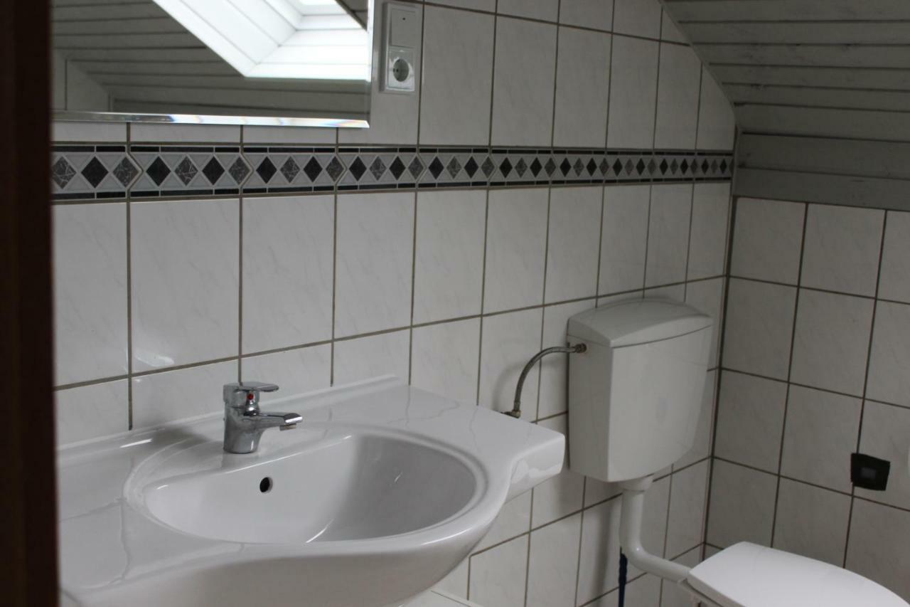 Gasthof Roessle Ochsenwang Bissingen an der Teck エクステリア 写真